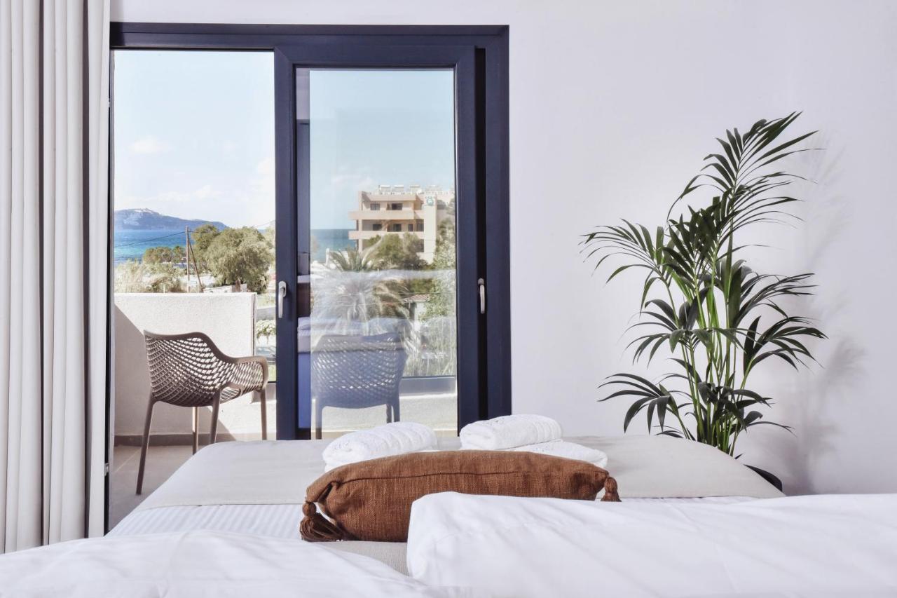 Ikaros Suites Amoudara  Exterior photo